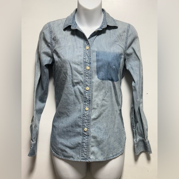 Madewell Tops - Madewell Sky Blue Denim Shirt Size XS